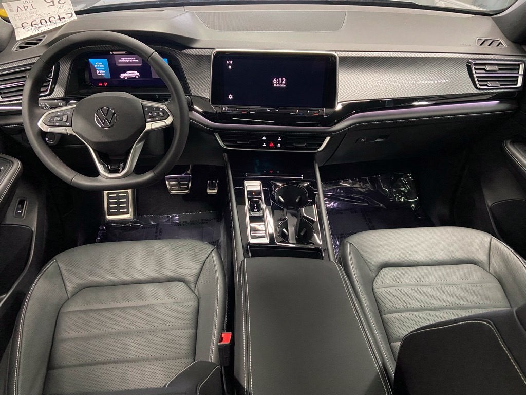 2026 Volkswagen Atlas Cross Sport SEL R-Line Black