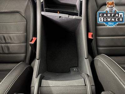 2025 Volkswagen Atlas Cross Sport 2.0T SEL R-Line Black