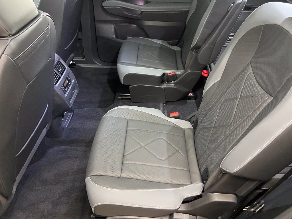 2027 Volkswagen Atlas SEL