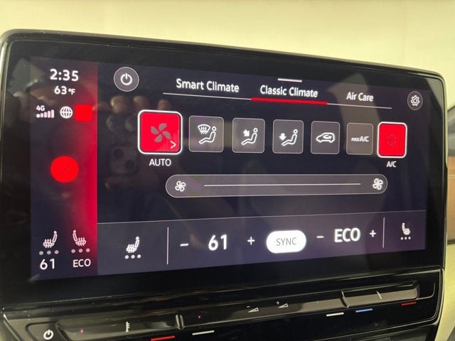 2023 Volkswagen ID.4 Pro