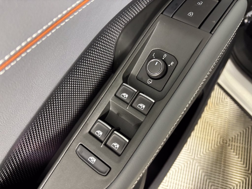 2027 Volkswagen Atlas SEL Premium R-Line