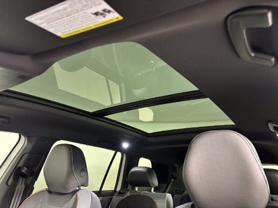 2027 Volkswagen Atlas SEL Premium R-Line