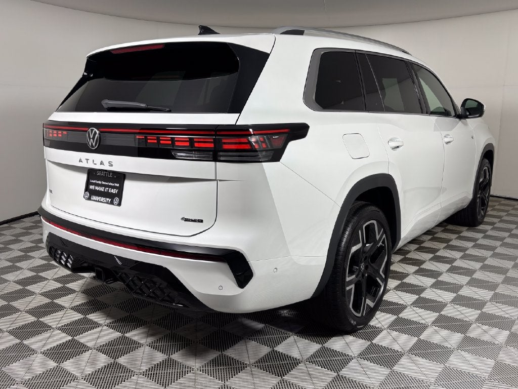 2027 Volkswagen Atlas SEL Premium R-Line