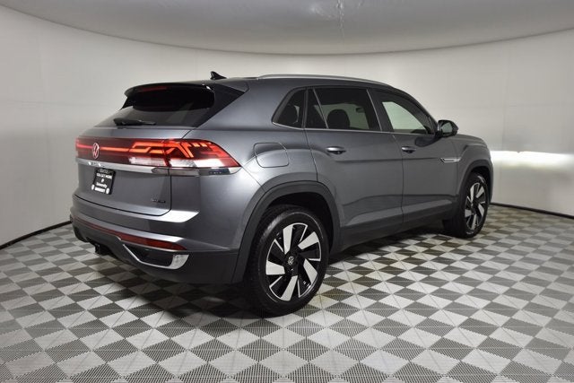 2025 Volkswagen Atlas Cross Sport 2.0T SE w/Technology