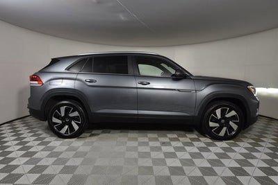 2025 Volkswagen Atlas Cross Sport 2.0T SE w/Technology