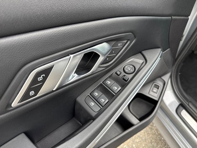 2023 BMW 3 Series 330i xDrive