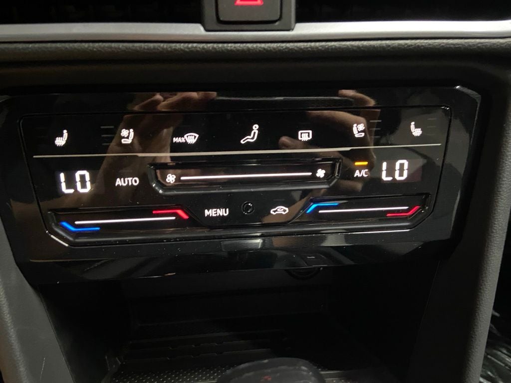 2026 Volkswagen Taos 1.5T SEL