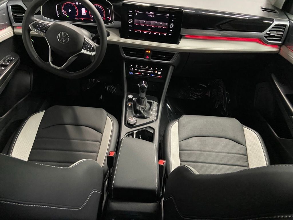 2026 Volkswagen Taos 1.5T SEL
