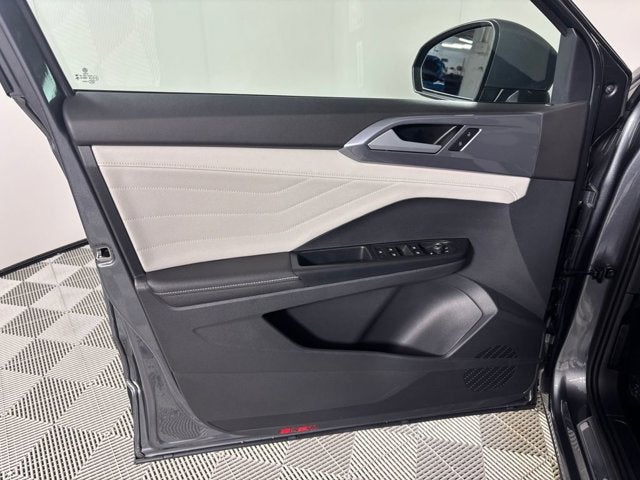 2025 Volkswagen Taos SEL