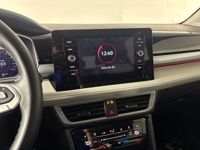 2025 Volkswagen Taos SEL