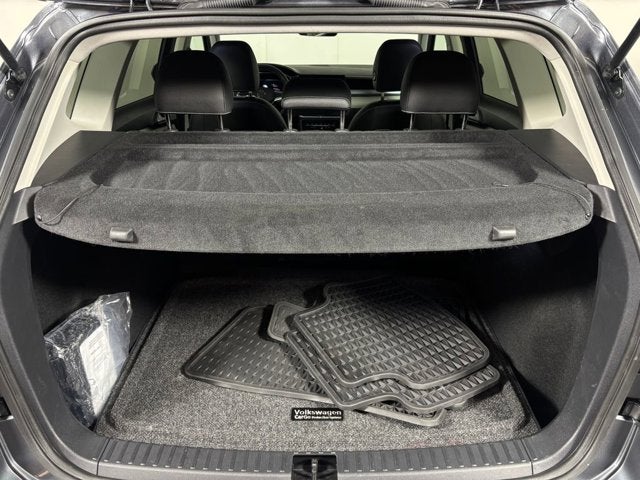 2025 Volkswagen Taos SEL