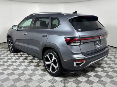 2025 Volkswagen Taos SEL