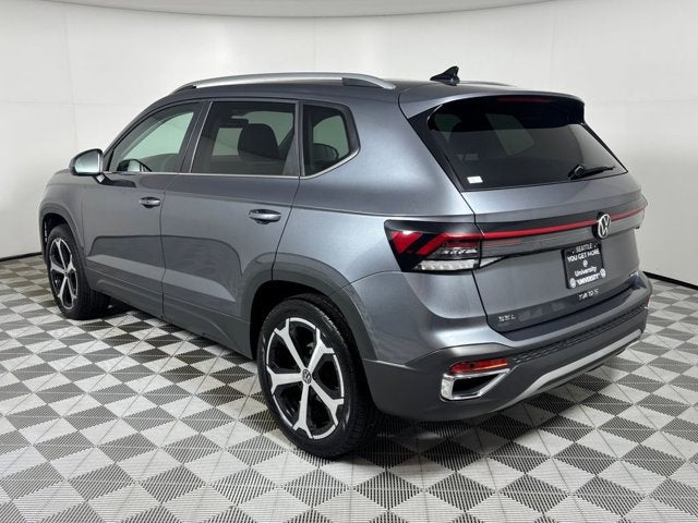 2025 Volkswagen Taos SEL