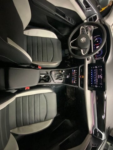 2026 Volkswagen Taos SEL