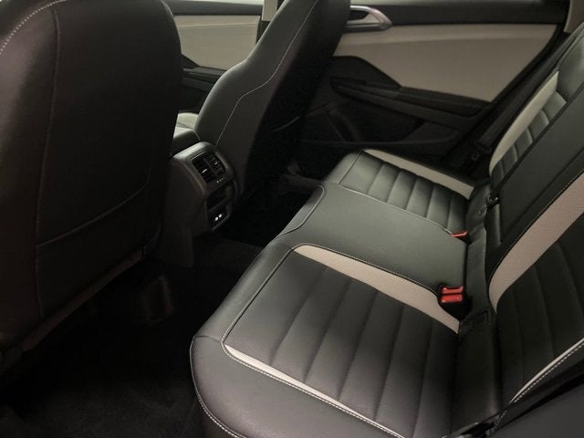 2026 Volkswagen Taos SEL