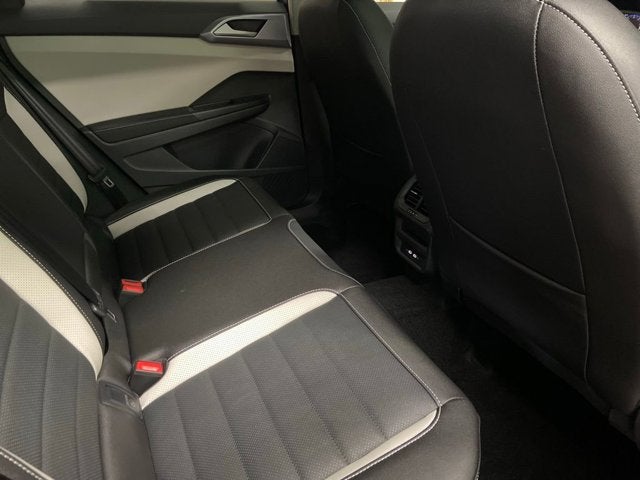 2026 Volkswagen Taos SEL