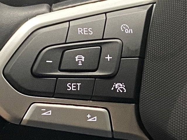 2026 Volkswagen Taos SEL