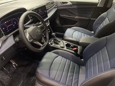 2026 Volkswagen Taos SEL