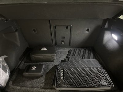 2026 Volkswagen Taos SEL