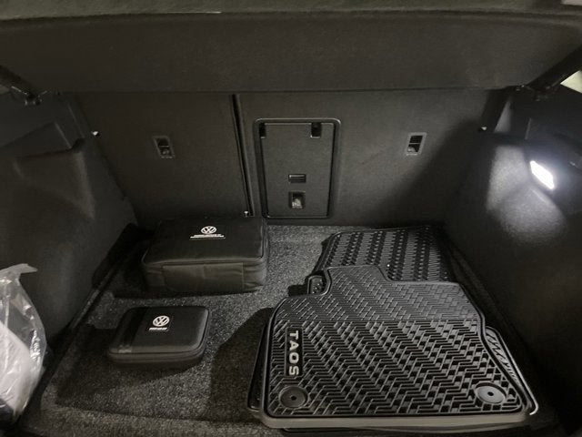 2026 Volkswagen Taos SEL