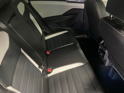 2026 Volkswagen Taos 1.5T SEL