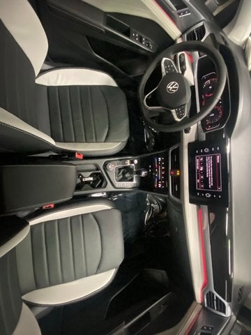 2026 Volkswagen Taos SEL