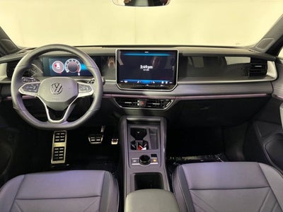2026 Volkswagen Tiguan SE R-Line Black