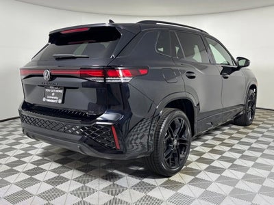 2026 Volkswagen Tiguan SE R-Line Black