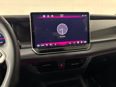 2025 Volkswagen Tiguan SE R-Line Black