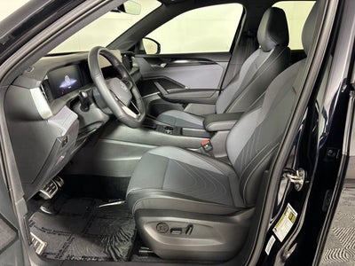 2025 Volkswagen Tiguan SE R-Line Black