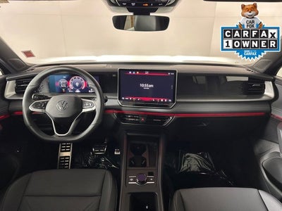 2025 Volkswagen Tiguan SE R-Line Black