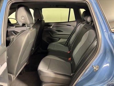 2025 Volkswagen Tiguan SE R-Line Black