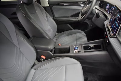 2025 Volkswagen Tiguan SE