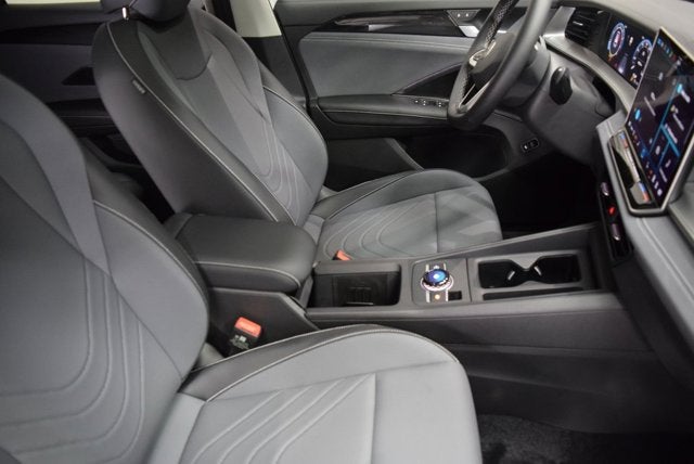 2025 Volkswagen Tiguan SE