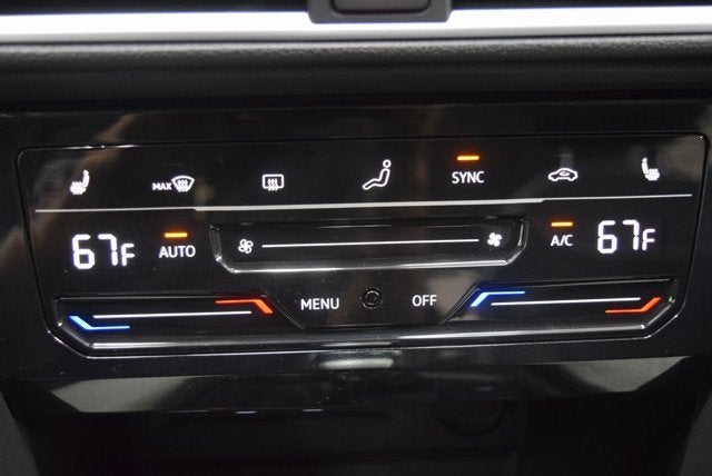 2025 Volkswagen Taos SE