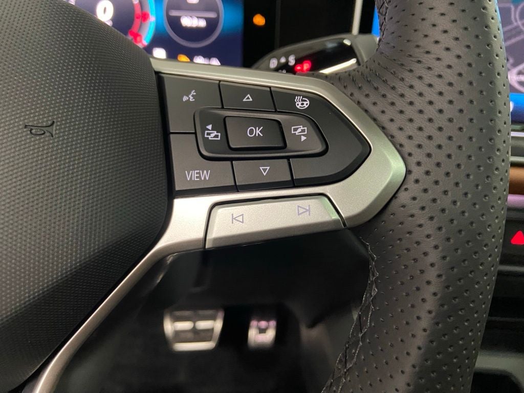 2026 Volkswagen Tiguan 2.0T SEL R-Line Turbo