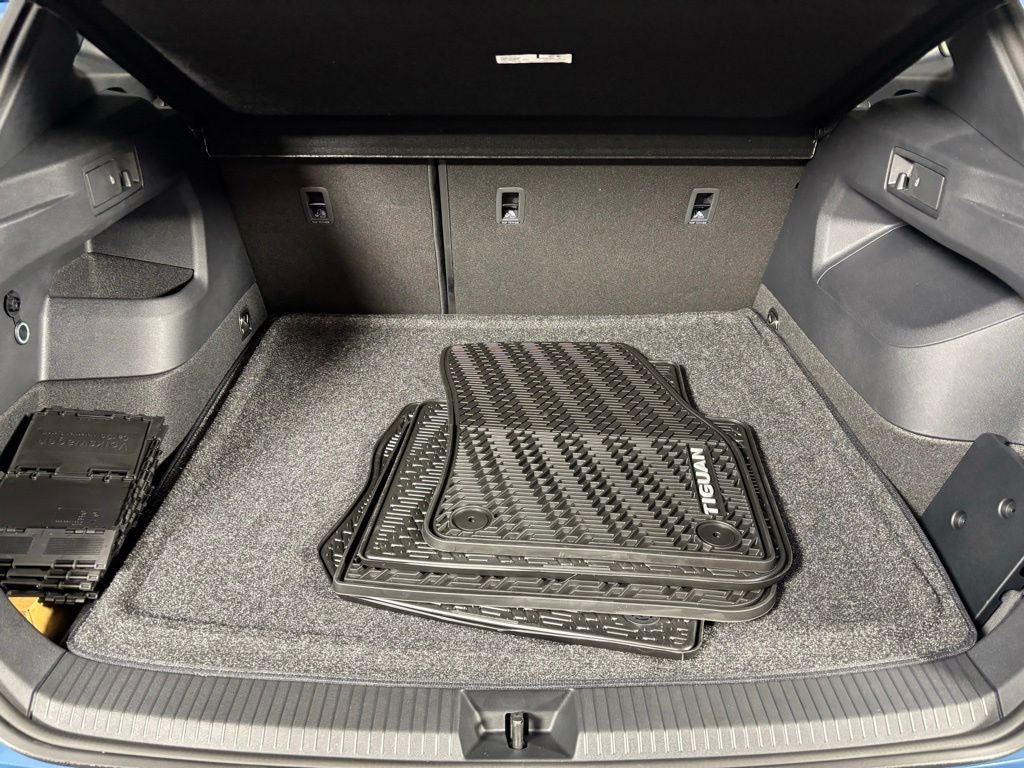 2026 Volkswagen Tiguan 2.0T SEL R-Line Turbo