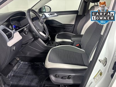 2025 Volkswagen Taos SE