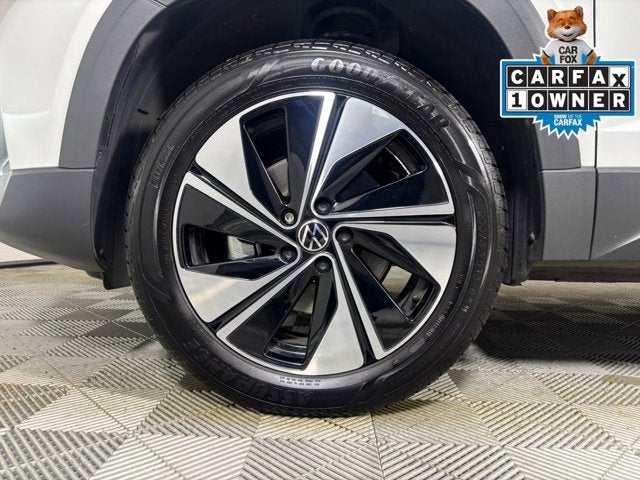 2025 Volkswagen Taos SE