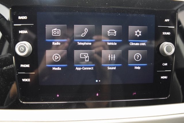 2025 Volkswagen Taos SE