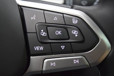 2025 Volkswagen Taos SE