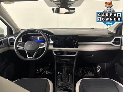 2025 Volkswagen Taos SE