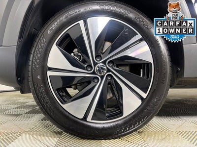 2025 Volkswagen Taos SE