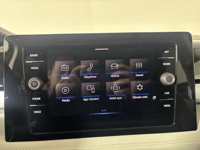 2026 Volkswagen Taos SE