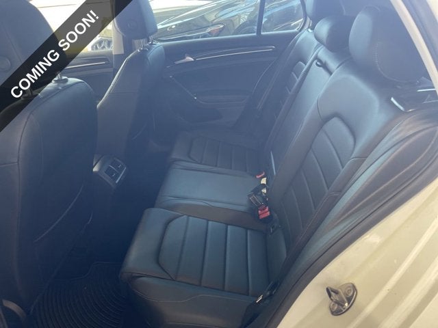 2017 Volkswagen Golf SEL