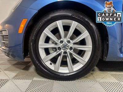 2017 Volkswagen Beetle 1.8T SE