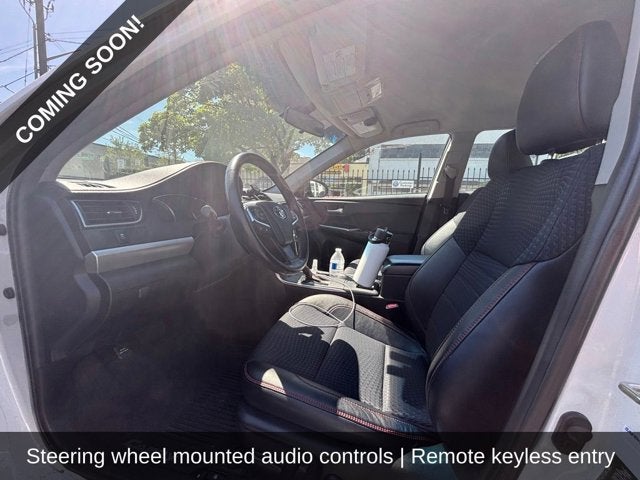 2015 Toyota Camry Hybrid SE
