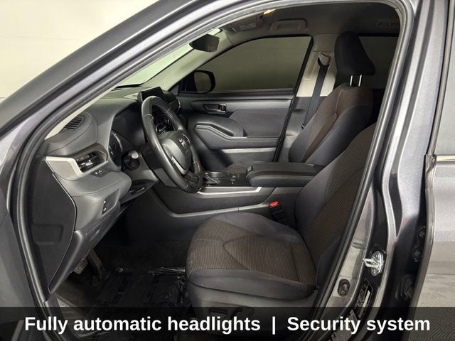 2023 Toyota Highlander Hybrid LE