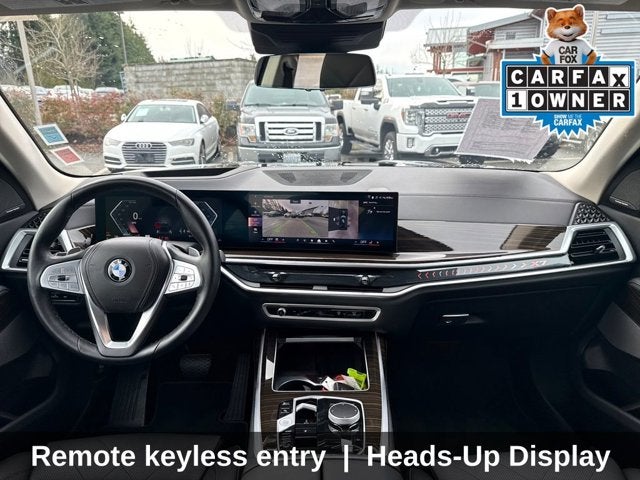 2025 BMW X7 xDrive40i