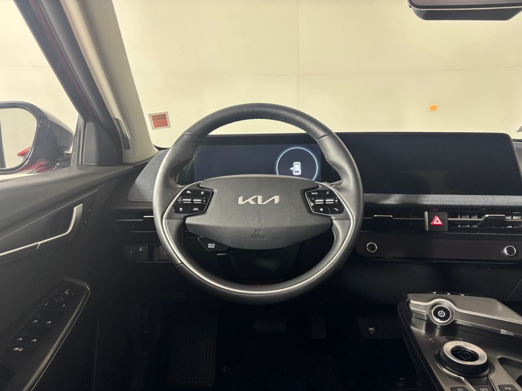 2024 Kia EV6 Light